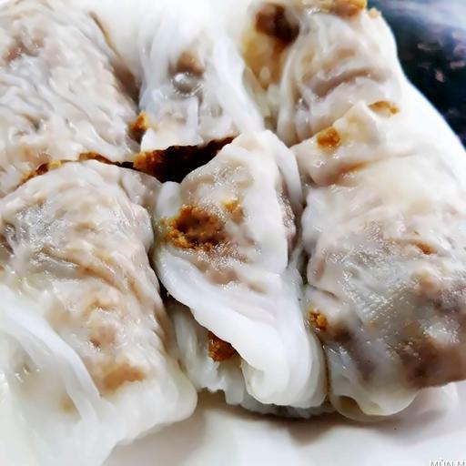 banh-cuon-nhan-thit-ko-trung-ko-gio